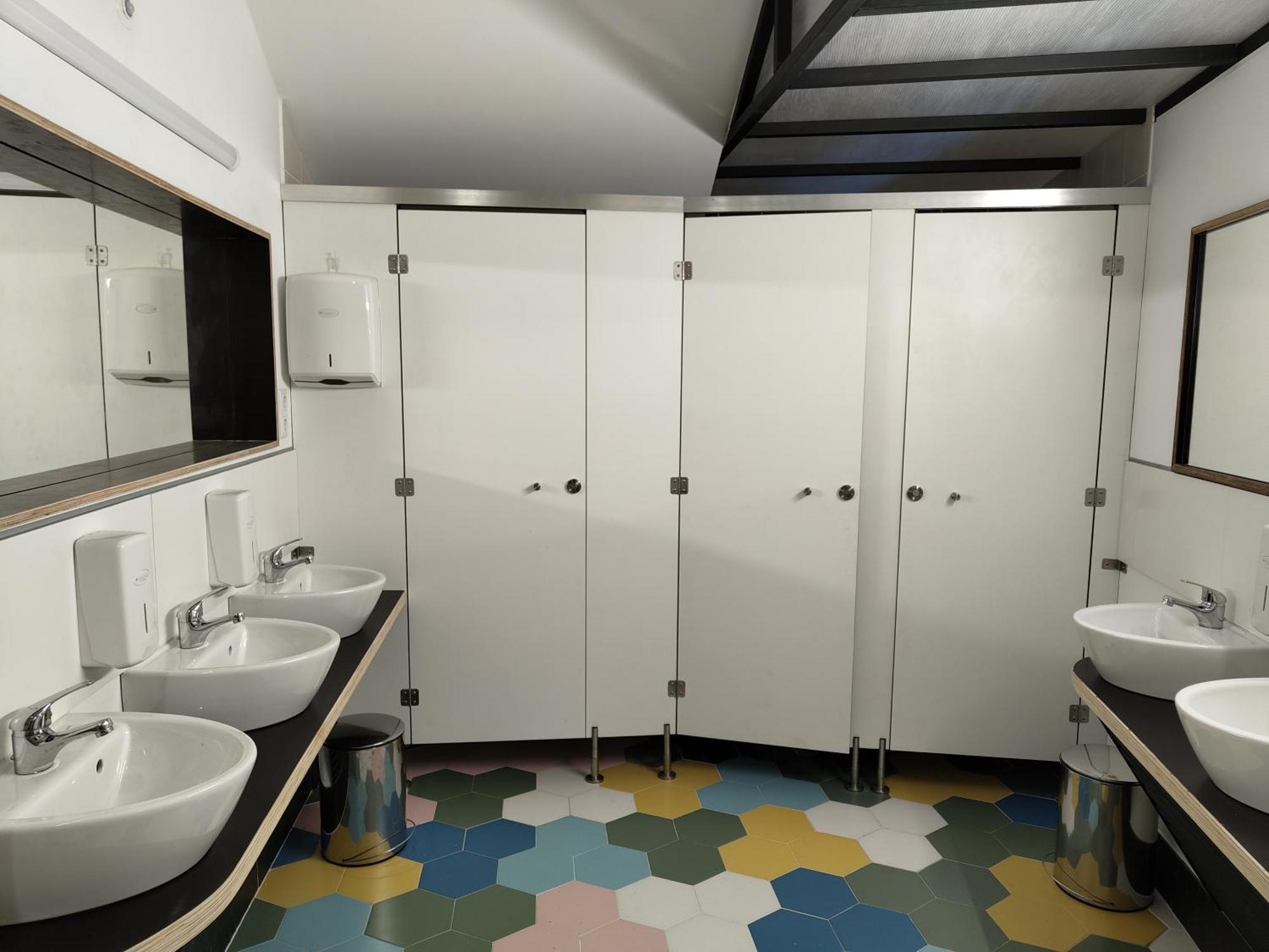Urbe Sanchina - Hostel & Suites غوآردا المظهر الخارجي الصورة